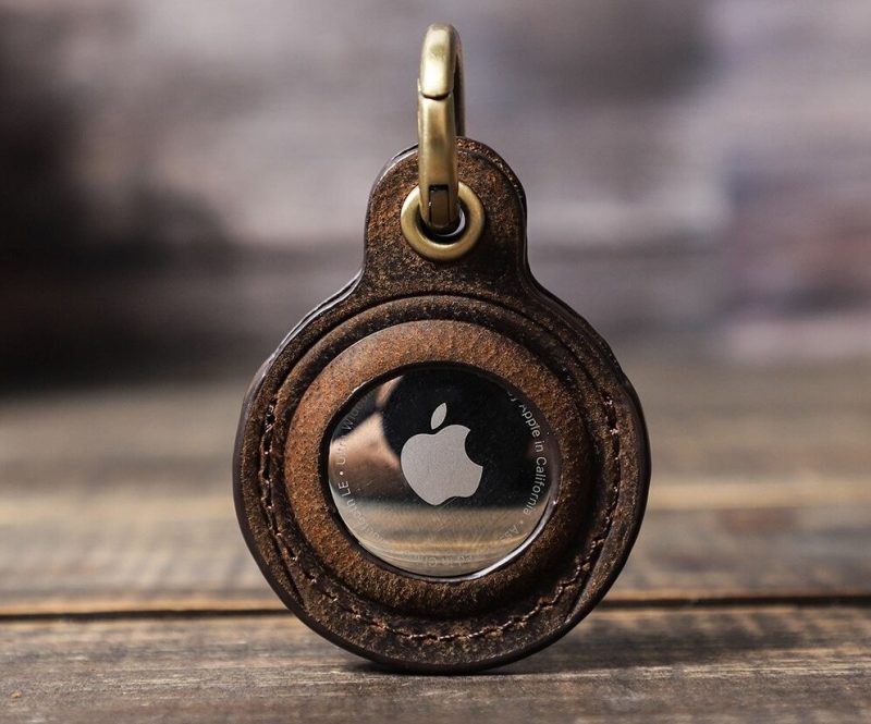 BUGOLINI ISAIAS - Genuine Leather Airtag Case - Case - Protective Cover - Case - Suitable for Apple Airtag - Coffee - Image 6