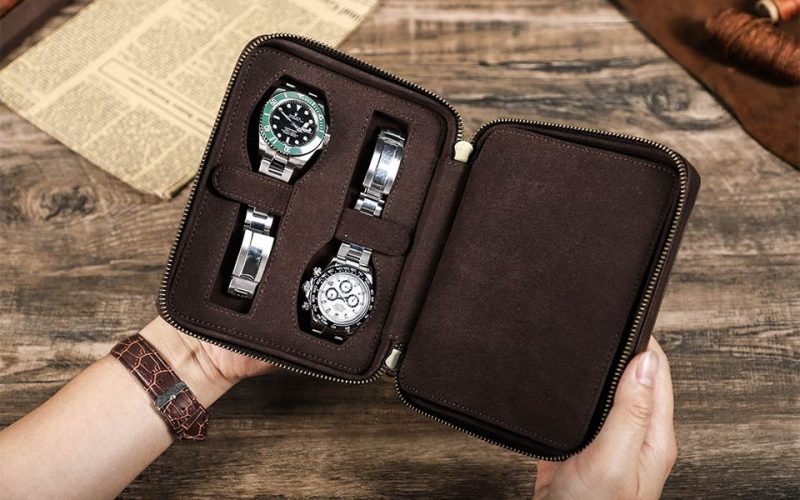 BUGOLINI Caia - Multifunctional Watch Holder - With Slots For 4 Cards And 1 Slot For Passport - Genuine Leather - Brown - Image 6