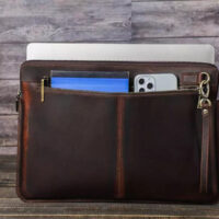 BUGOLINI Antonio - Leather Laptop Cover - Extra storage spaces - Echt Leder - Sleevetas - Made for 13.3 inch laptop for Macbook -Bruin - Image 9