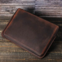BUGOLINI Antonio - Leather Laptop Cover - Extra storage spaces - Echt Leder - Sleevetas - Made for 13.3 inch laptop for Macbook -Bruin - Image 4